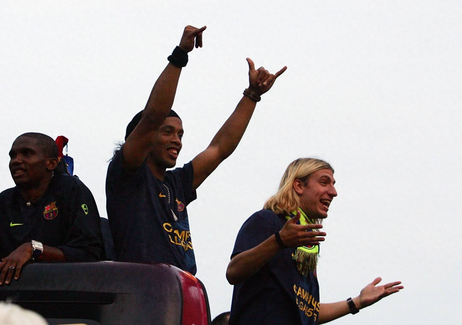 巴萨旧将：我曾是梅西的大哥，他因错过2006欧冠决赛而心碎